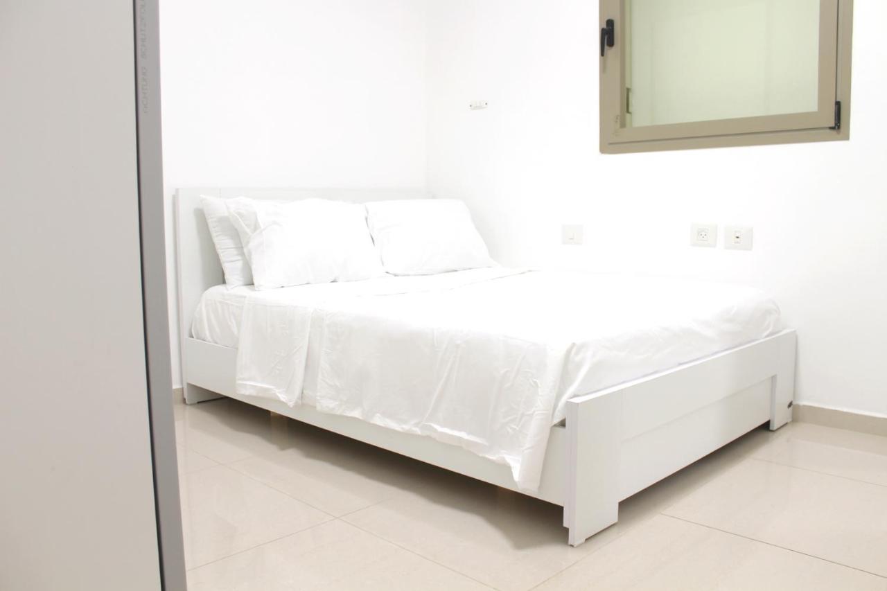 Seaside Serenity: Beach Views, Wellness & Kosher Breakfast Ashkelon Exterior photo